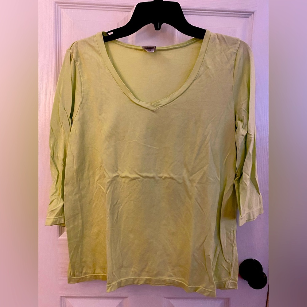 Light green 3/4 sleeve top